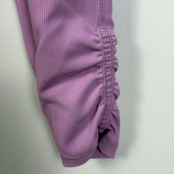 Wilo Lavender Rusched Ankle Leggings - Picture 5 of 8